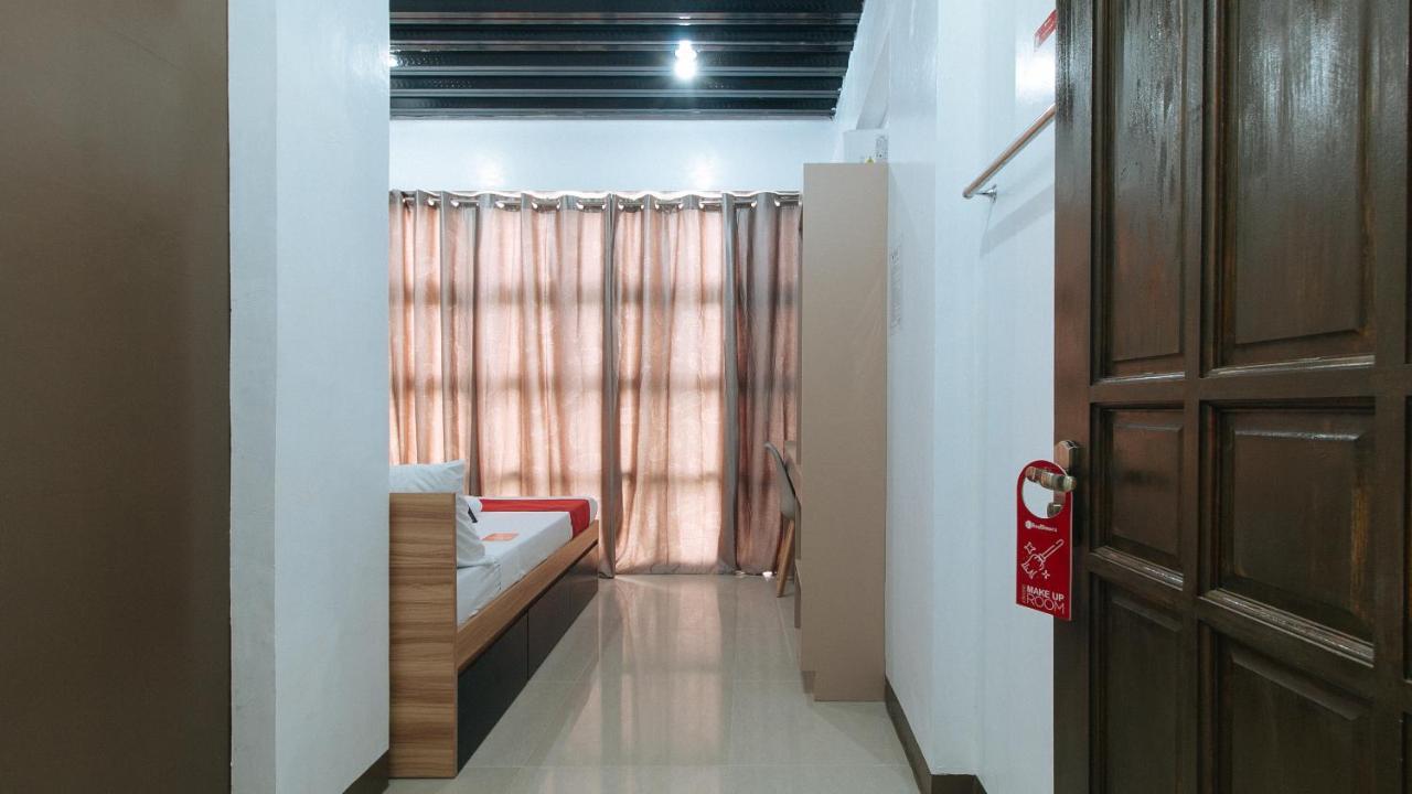 Reddoorz Near Iloilo International Airport Hotel Cabatuan ภายนอก รูปภาพ