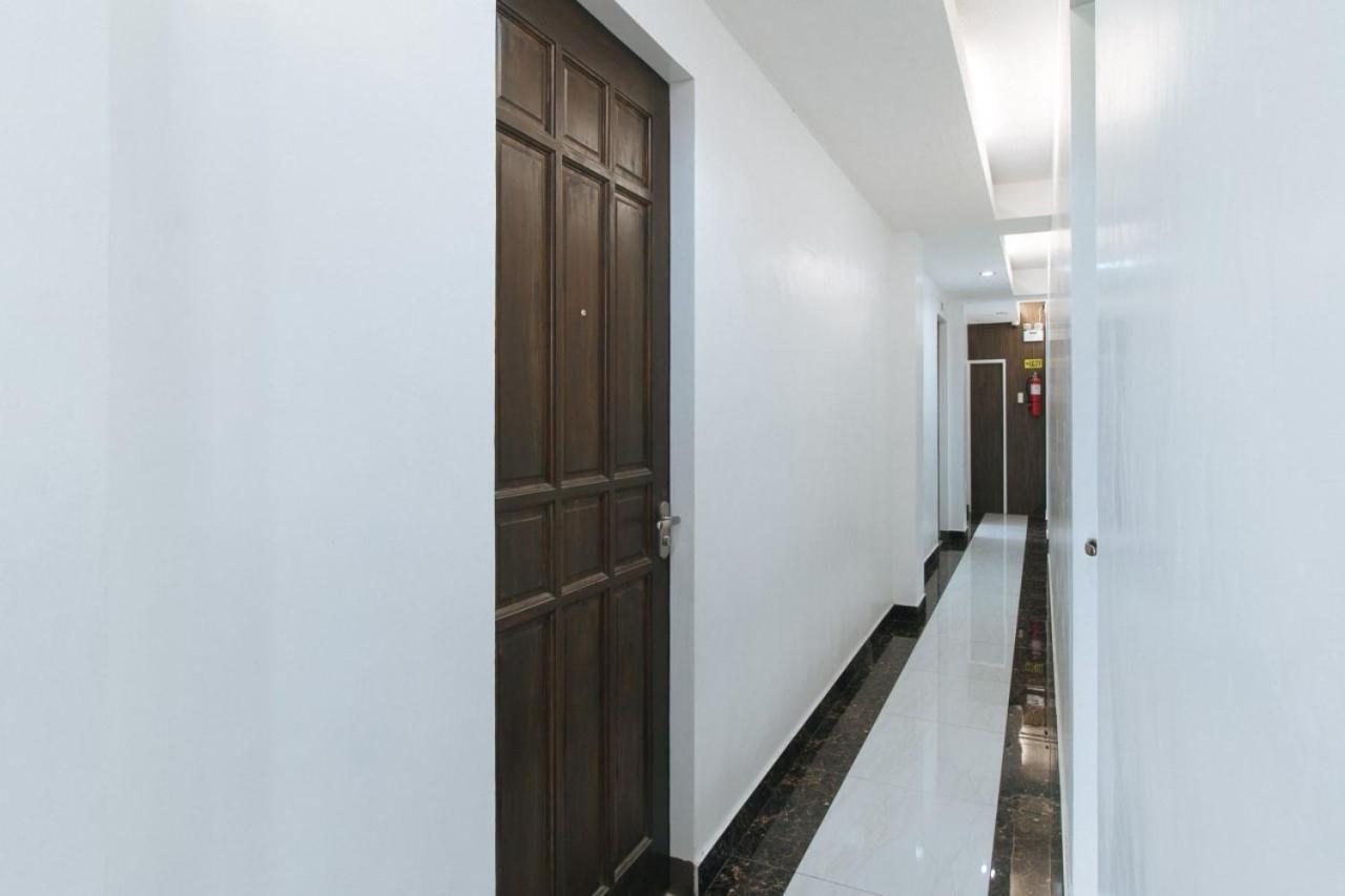 Reddoorz Near Iloilo International Airport Hotel Cabatuan ภายนอก รูปภาพ